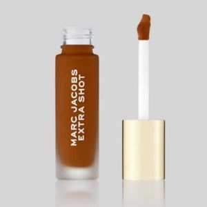 LAST ONE Marc Jacobs Extra Shot Caffeine Concealer & Foundation Deep 450